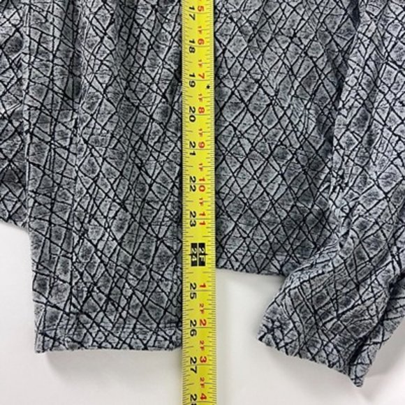 Lululemon Gray Surge Warm Half Zip Long Sleeve  Mock Neck Thumbholes Top Size L - Picture 11 of 11